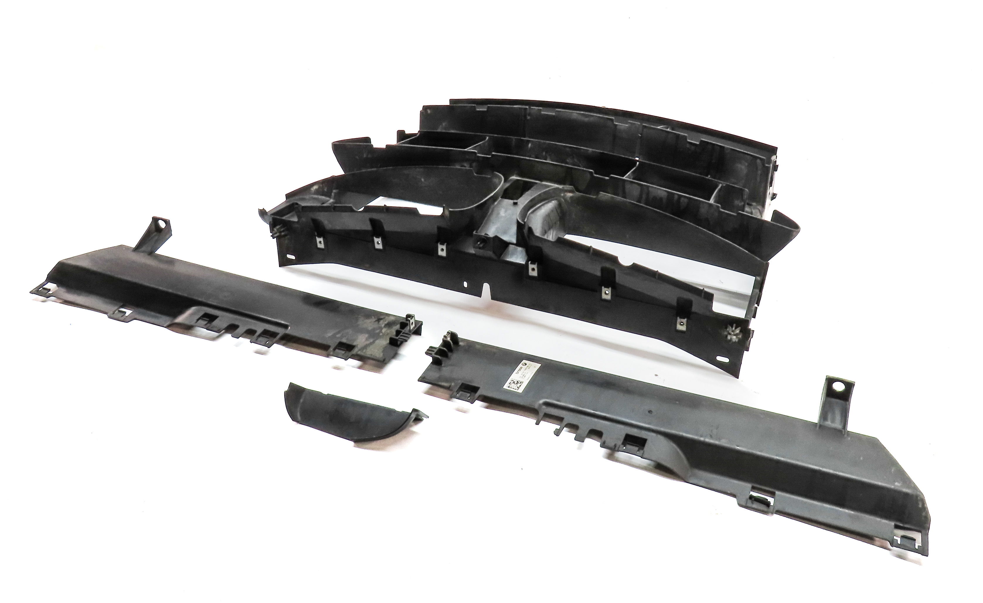2015 BMW X5 (F15) 3.0L DIESEL (N57T) ENGINE FRONT AIR DUCT ASSEMBLY SET/4 — exact item pictured